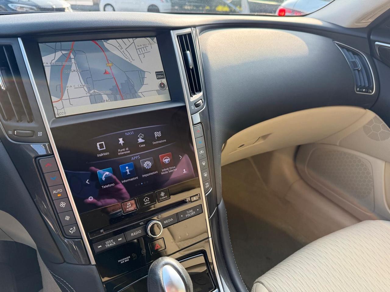 Infiniti Q50 2.2 diesel AT Premium Executive