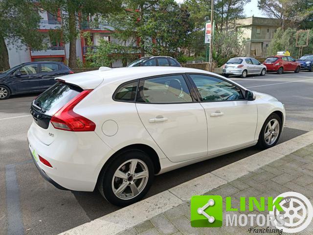 VOLVO V40 D2 1.6 Kinetic NEOPATENTATI