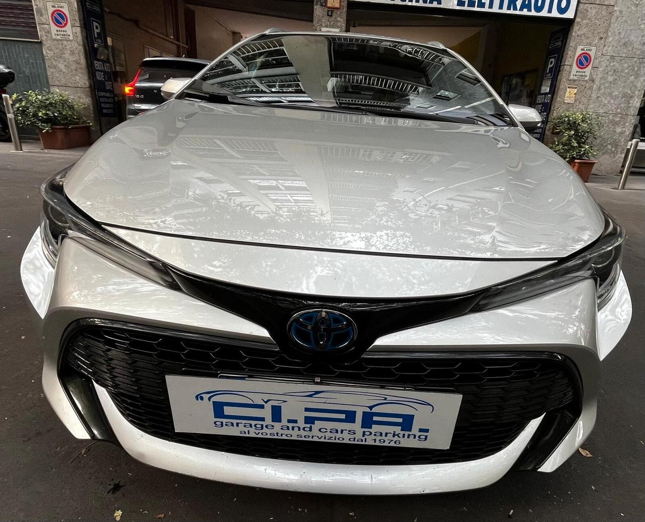 Toyota Corolla Touring Sports 2.0 Hybrid Business