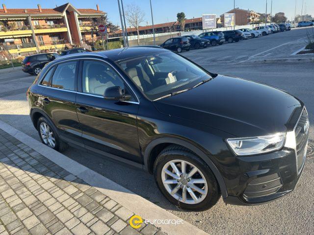 AUDI Q3 2.0 TDI 120 CV S tronic Business