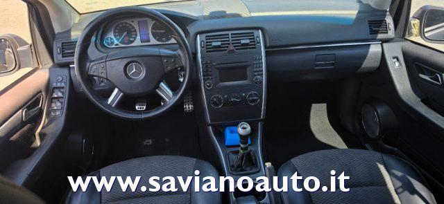 MERCEDES-BENZ B 200 CDI Sport