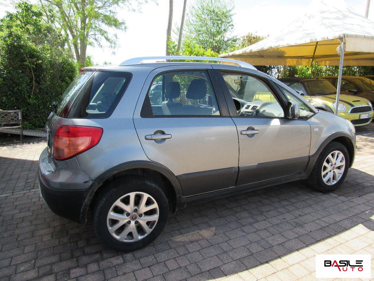 FIAT - Sedici - 1.9 MJT 4x2 Emotion