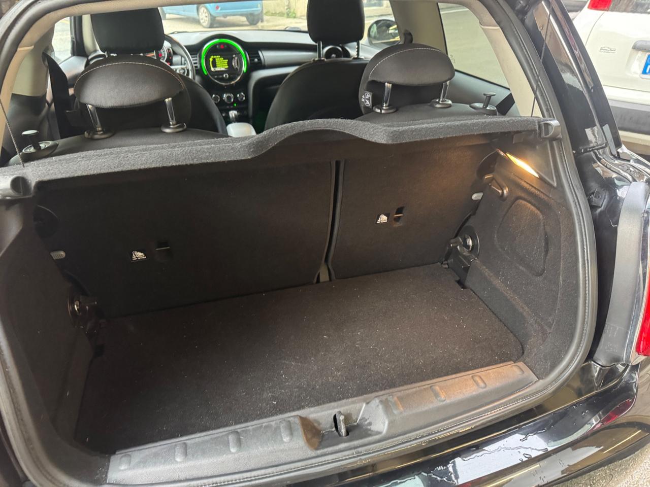 Mini Cooper 1.5D idonea neo patentati