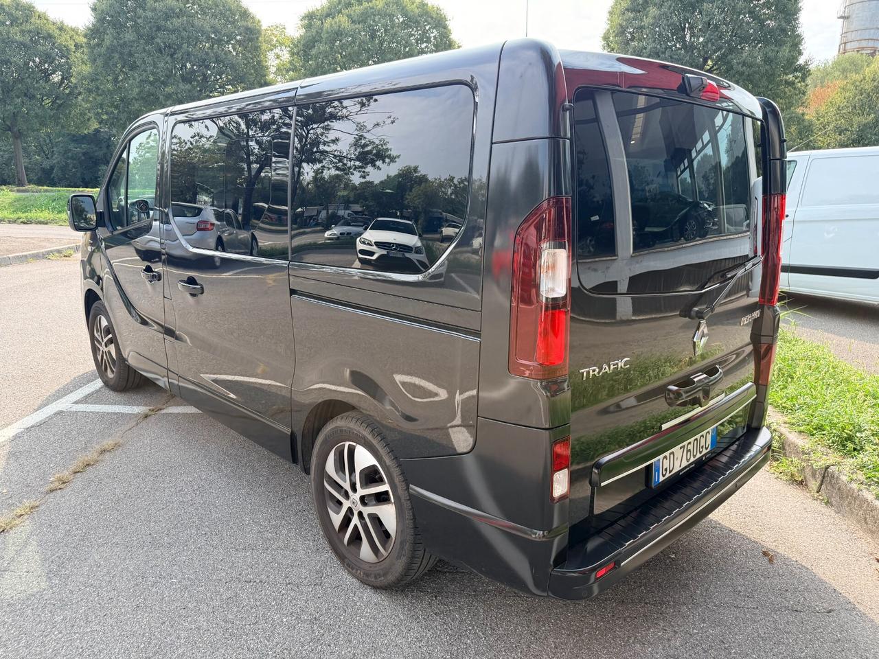 Renault Trafic T29 2.0 dCi 170CV EDC PC-TN SpaceClass Energy 7 POSTI Automatico + IVA