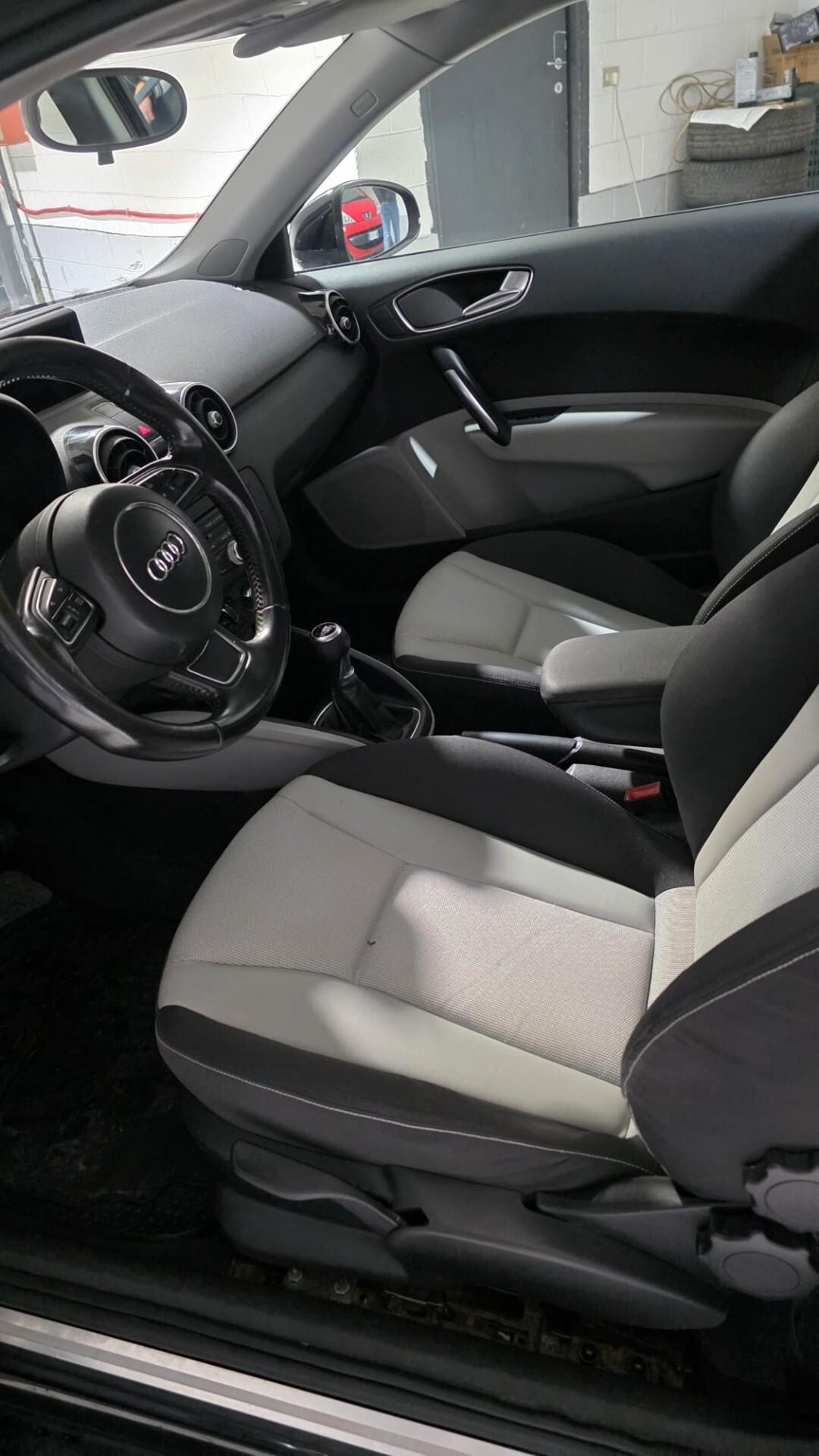 Audi A1 1.2 TFSI NEOPATENTATI+NAVI+BLUETOOTH+PELLE