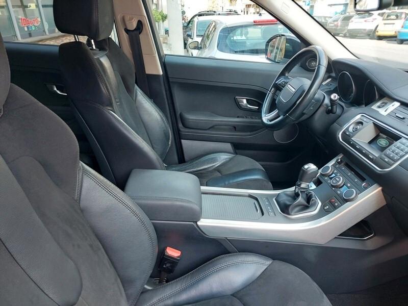 Land Rover Range Rover Evoque 2.2 TD4 150 CV 5p. Pure