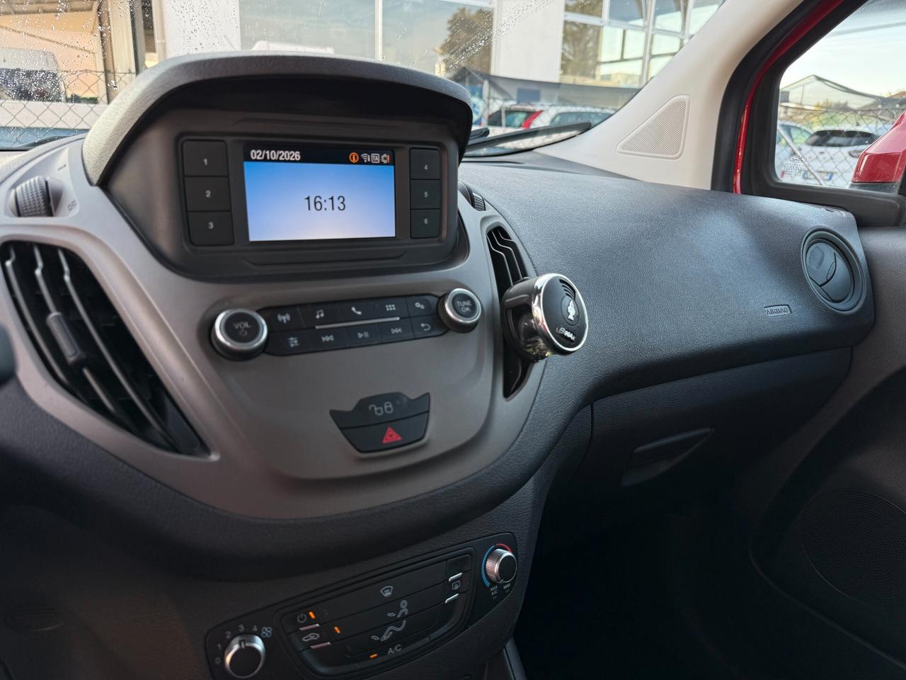 Ford Tourneo Courier 1.0 EcoBoost 100 CV Plus