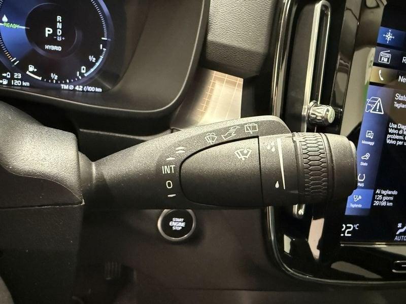 Volvo XC40 Recharge T4 Plug-in Hybrid auto Recharge Inscription Expression