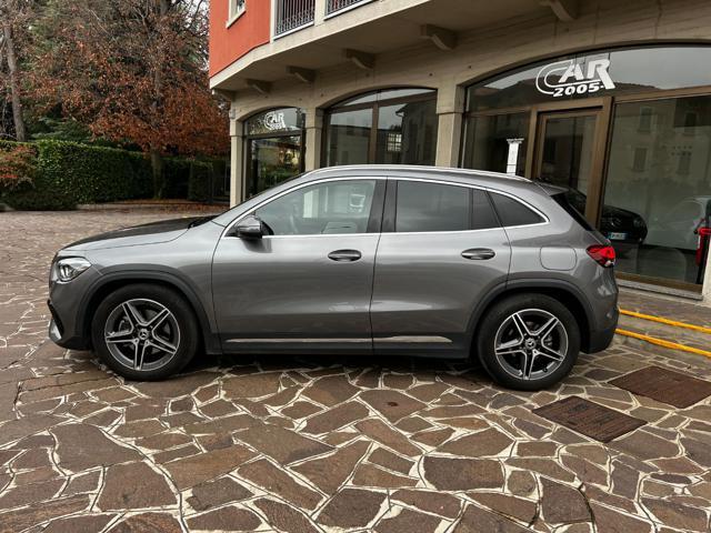 MERCEDES-BENZ GLA 200 Automatic Premium