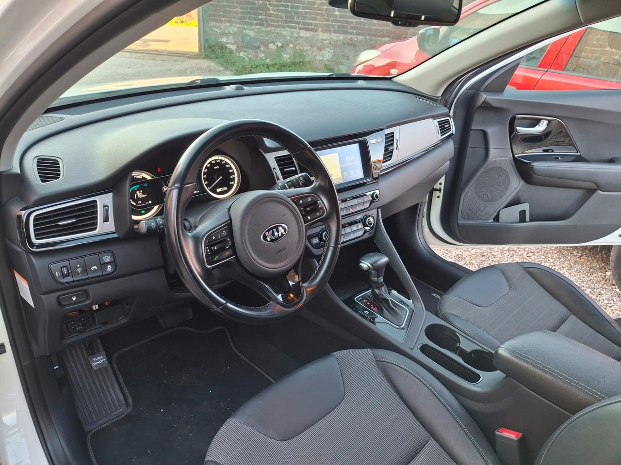 Kia Niro 1.6 GDi DCT HEV Style