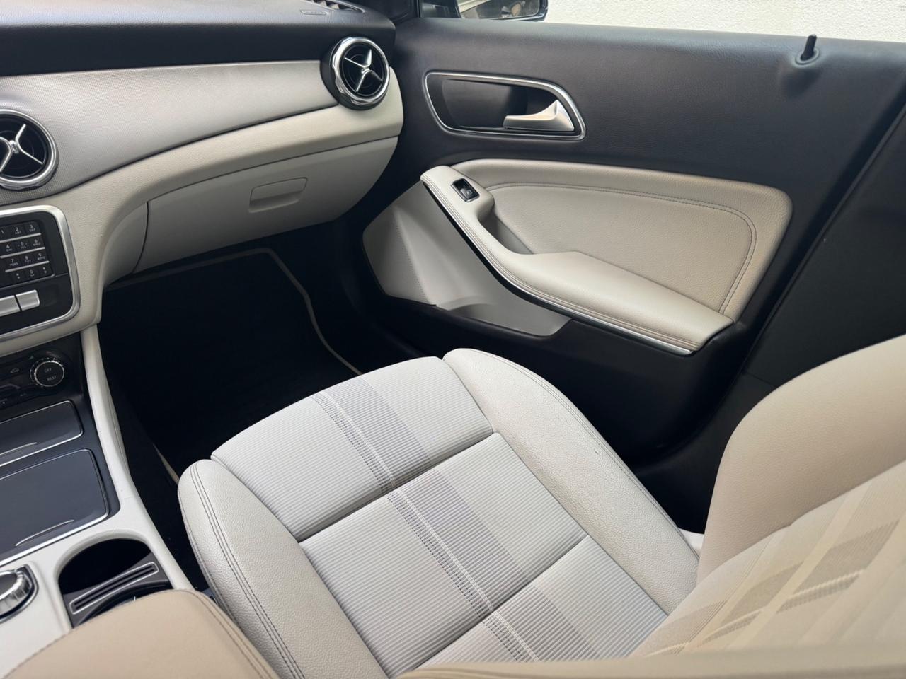 Mercedes-benz GLA 180 d Automatic Premium