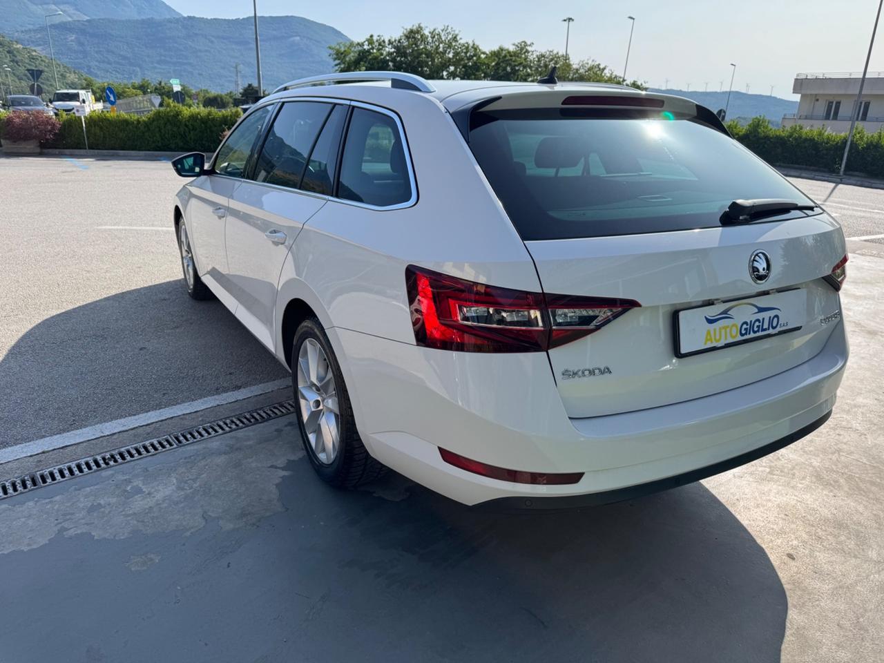 Skoda Superb 2.0 TDI 150 CV SCR DSG Wagon SportLine