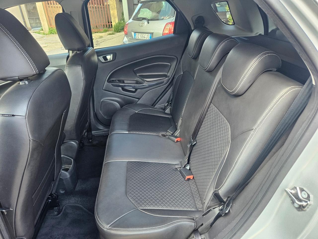 FORD ECOSPORT 1500 TDCI TITANIUM DICEMBRE 2015