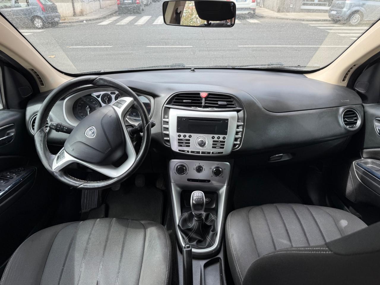 Lancia Delta 1.6 MJT DPF 105 CV Gold