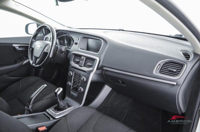 VOLVO V40 Cross Country D2 1.6 Business