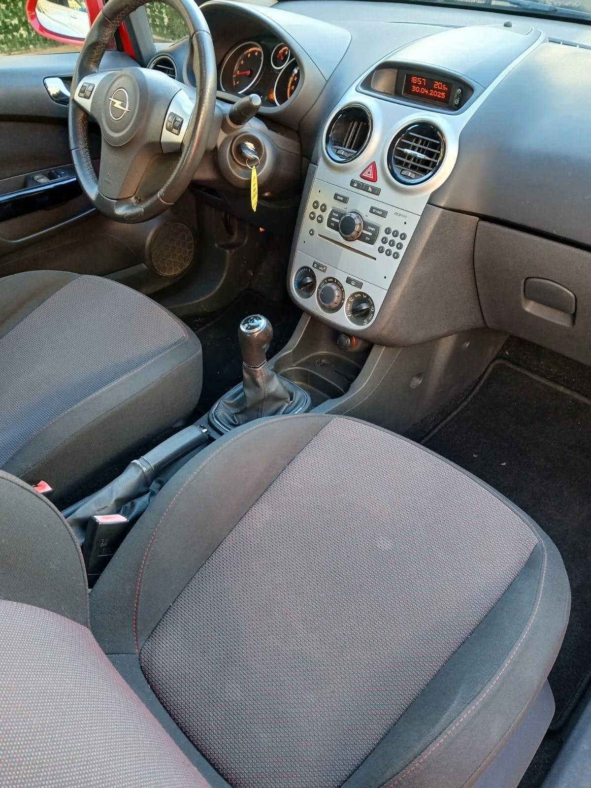 Opel Corsa 1.0 12V 3 porte Enjoy