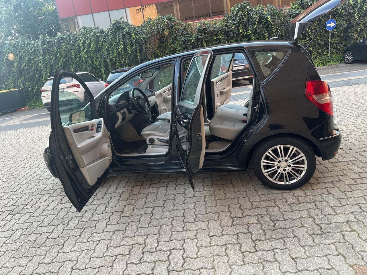 Mercedes-benz A 150 160 AUTOMATIC Elegance