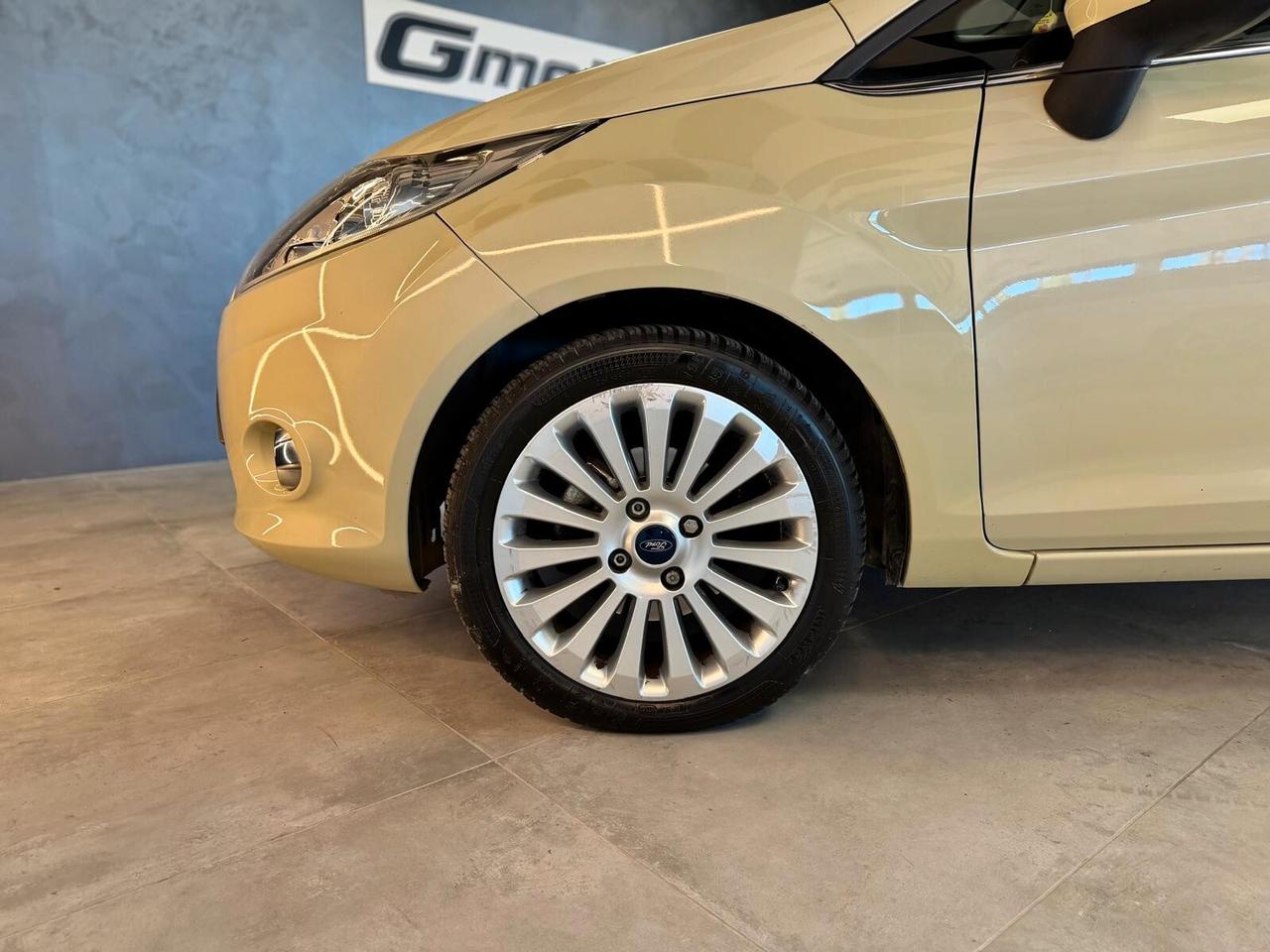 Ford Fiesta 1.2 82 CV 5 porte GPL