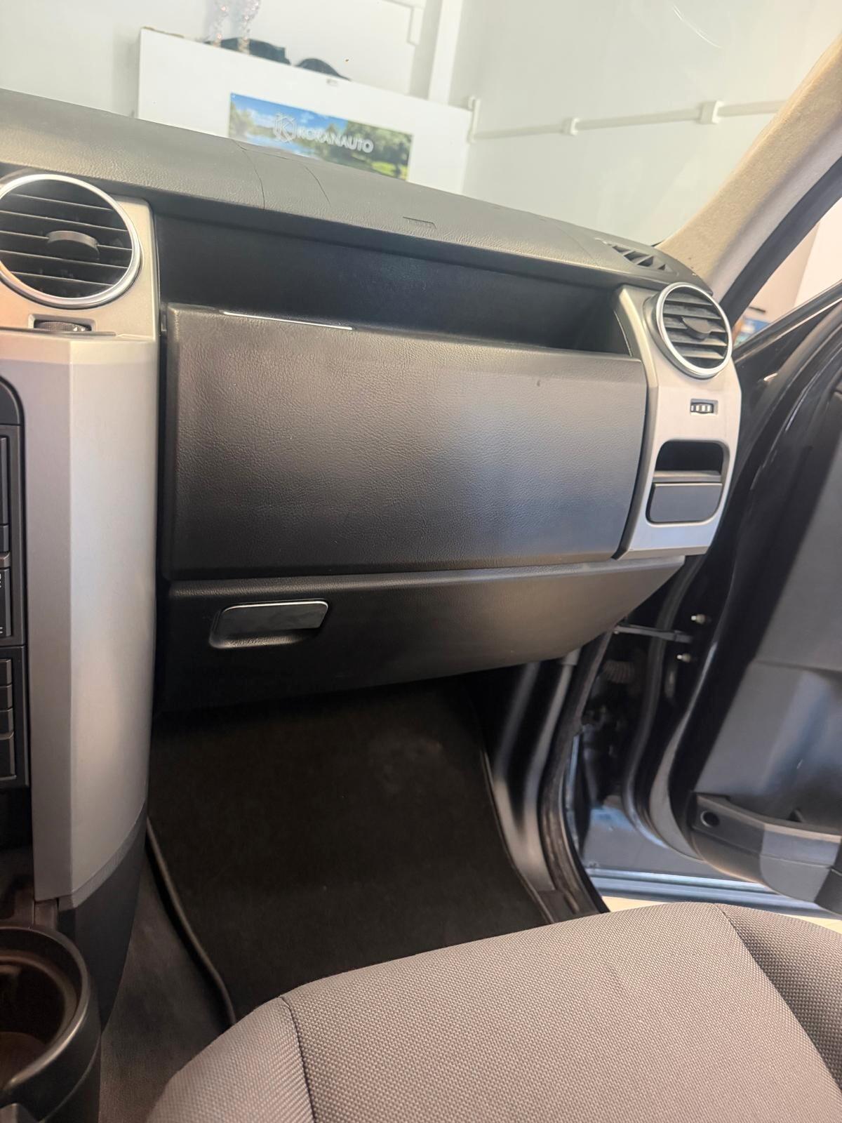 Land Rover Discovery 3 2.7 TDV6 HSE