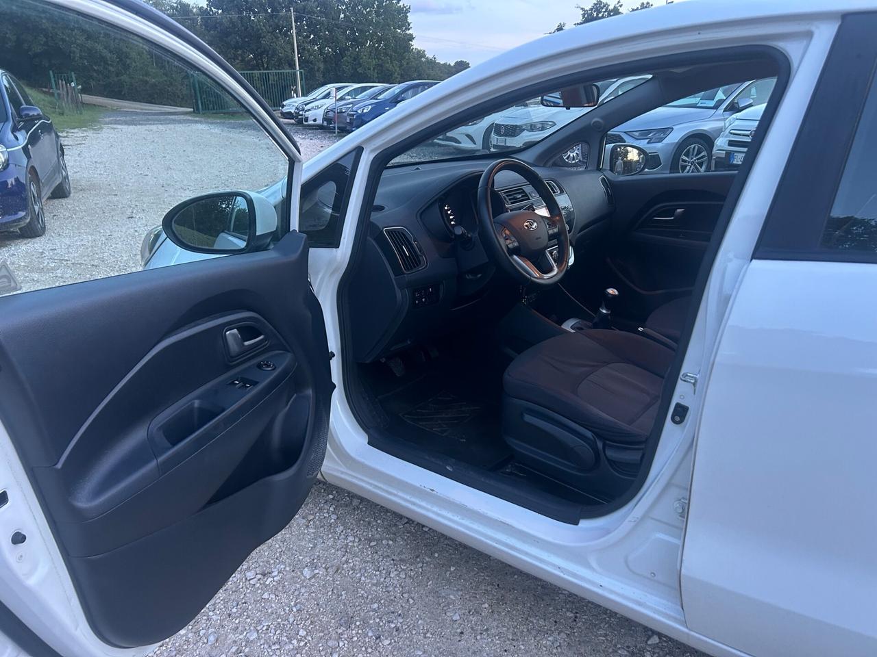 Kia Rio 1.2 CVVT 5p. ECO GPL Cool neopatentati