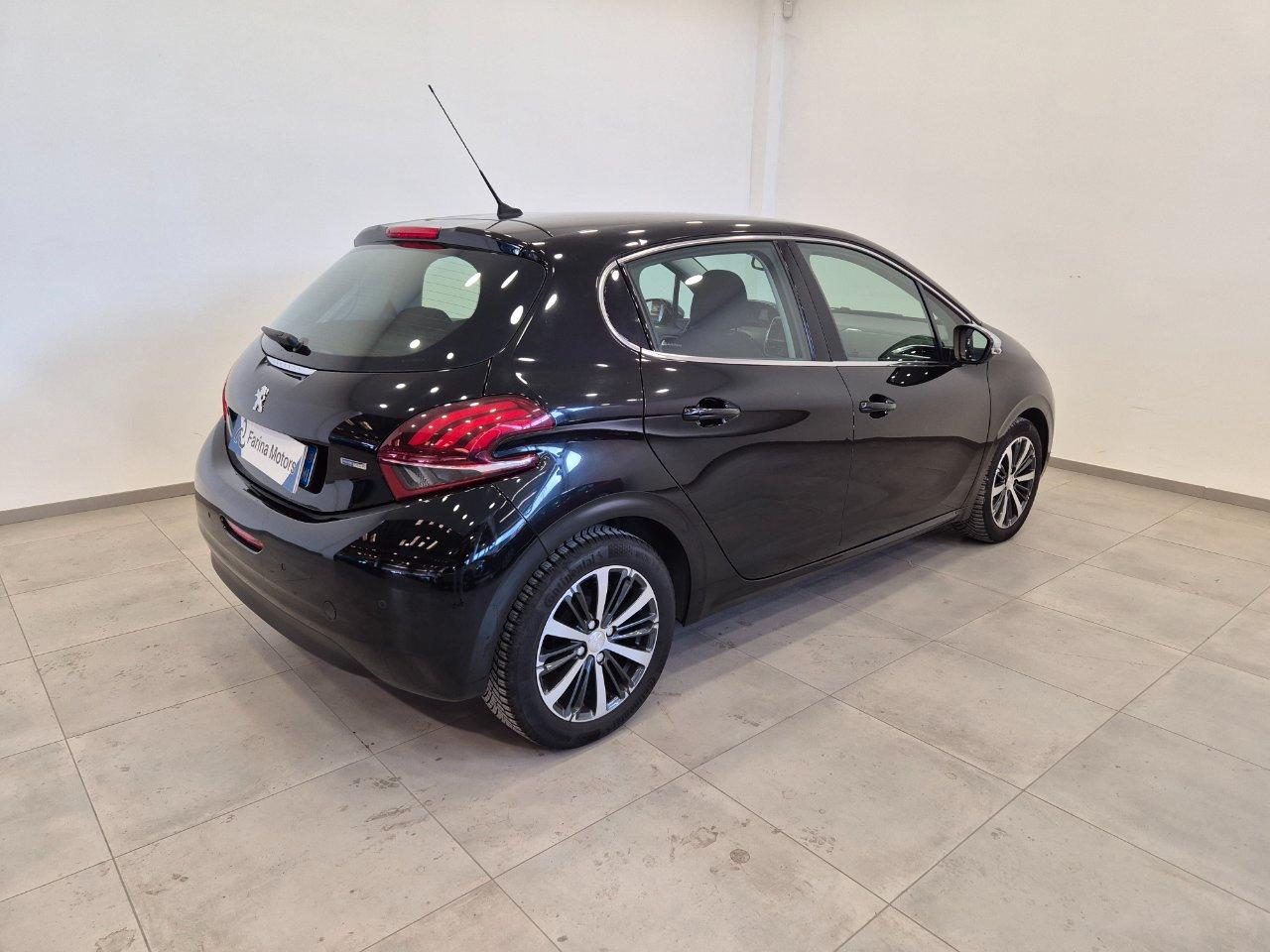 Peugeot 208 1.2 puretech Allure 5P - NEOPATENTATI - UNIPROPRIETARIO - Cam - Carplay