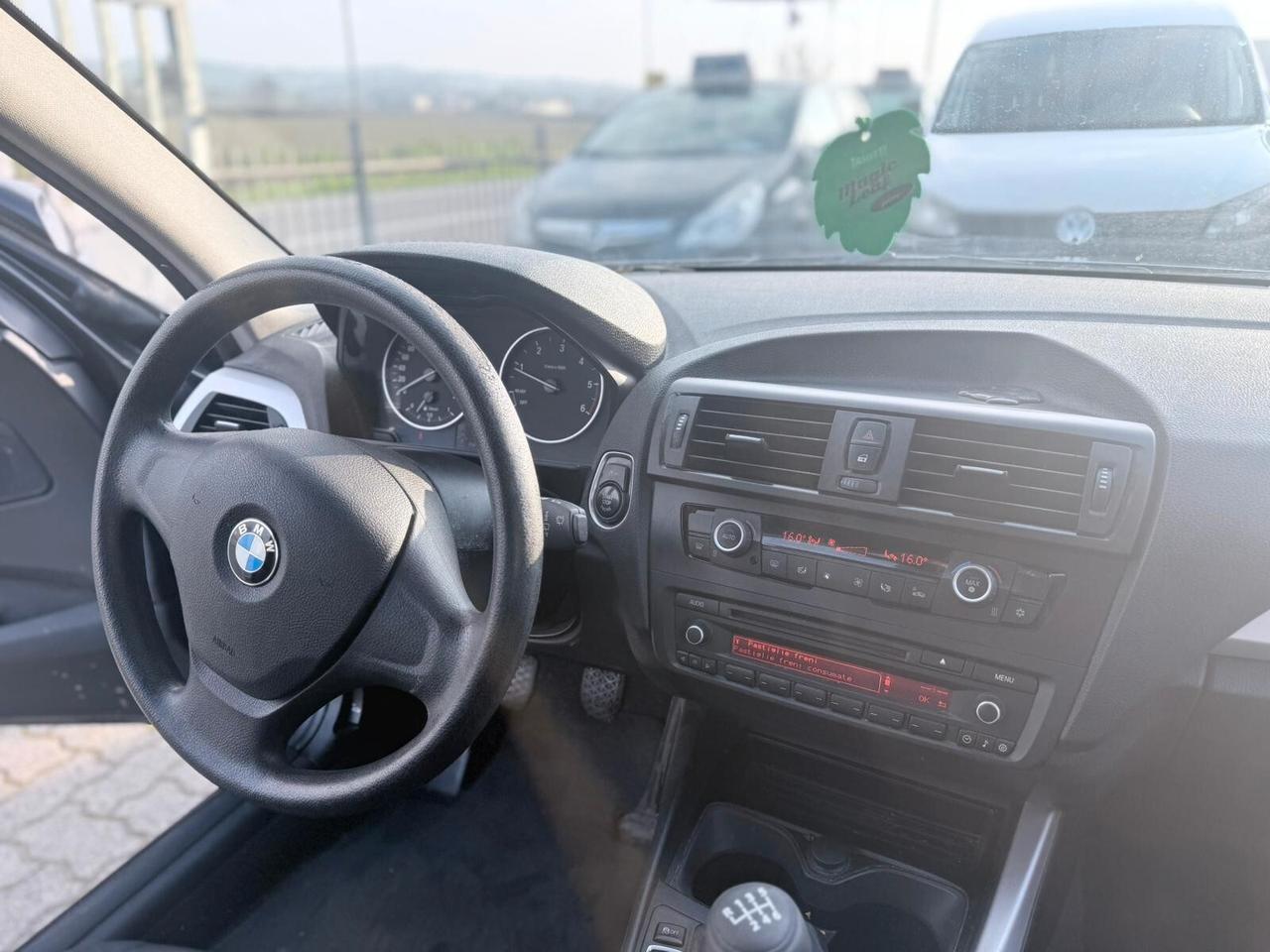Bmw 116D 2.0 DIESEL 2012