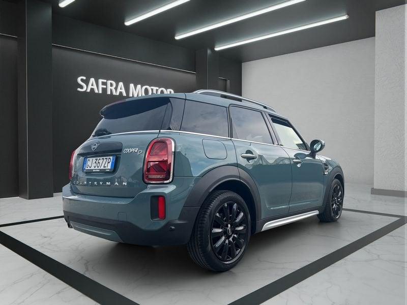 MINI Countryman Cooper D Essential automatica