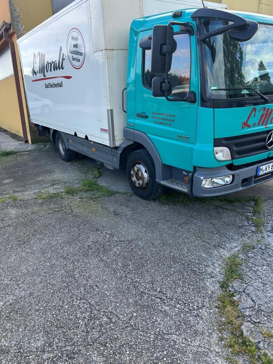 MERCEDES-BENZ ATEGO 818