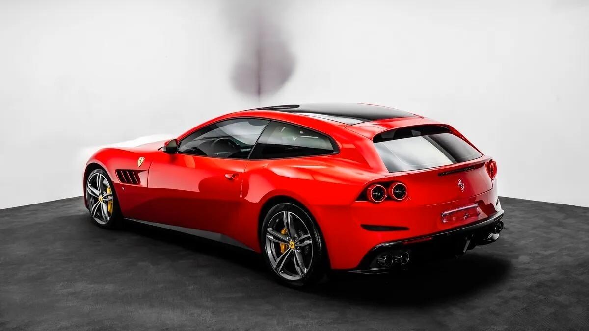 Ferrari GTC4 Lusso LEASING FULL INCLUSIVE - NOLEGGIO LUNGO TERMINE