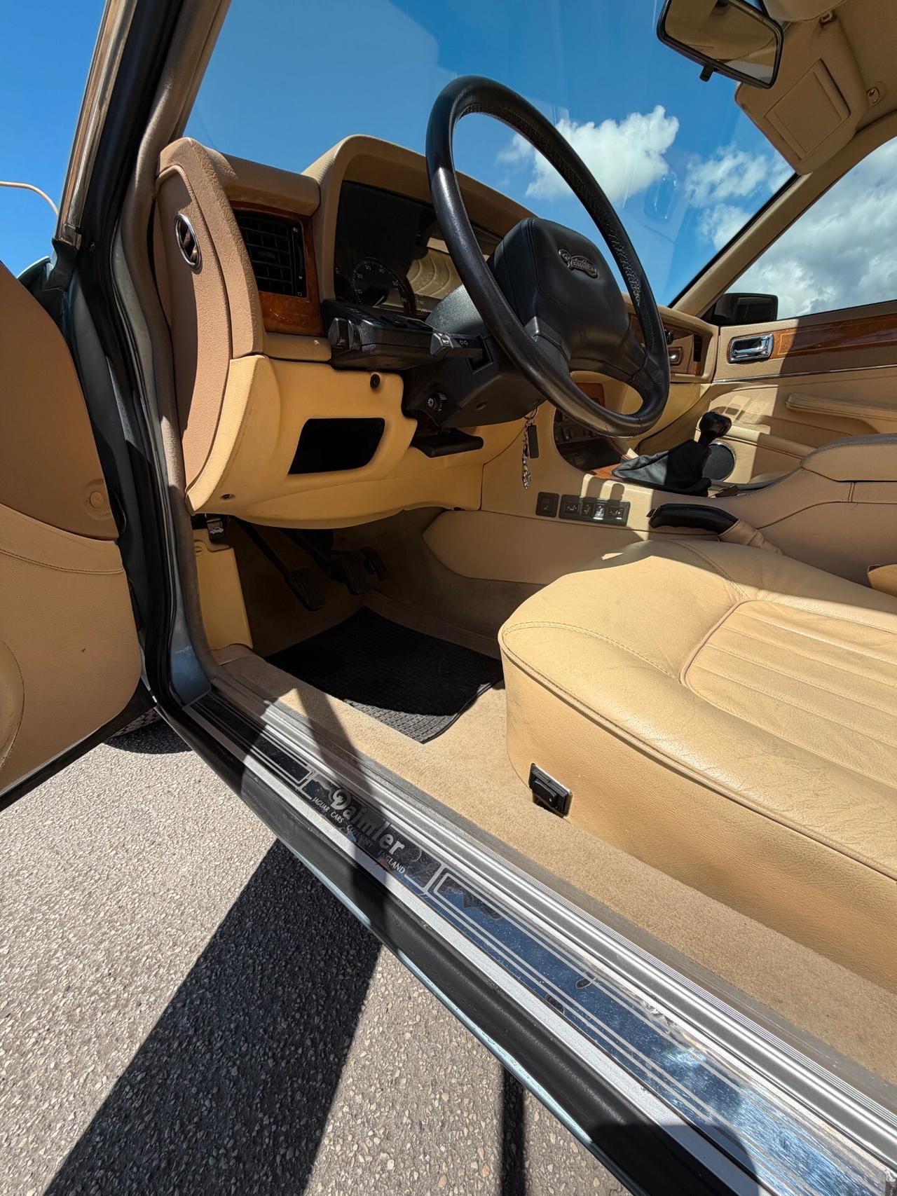 Jaguar XJ Daimler XJR 4.0