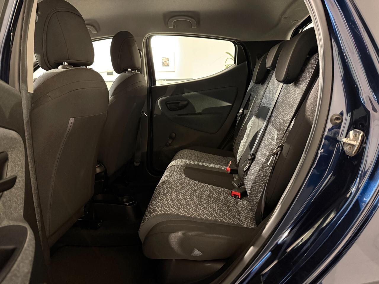 Lancia Ypsilon 1.2 69 CV 5 porte GPL Ecochic Elefantino Blu