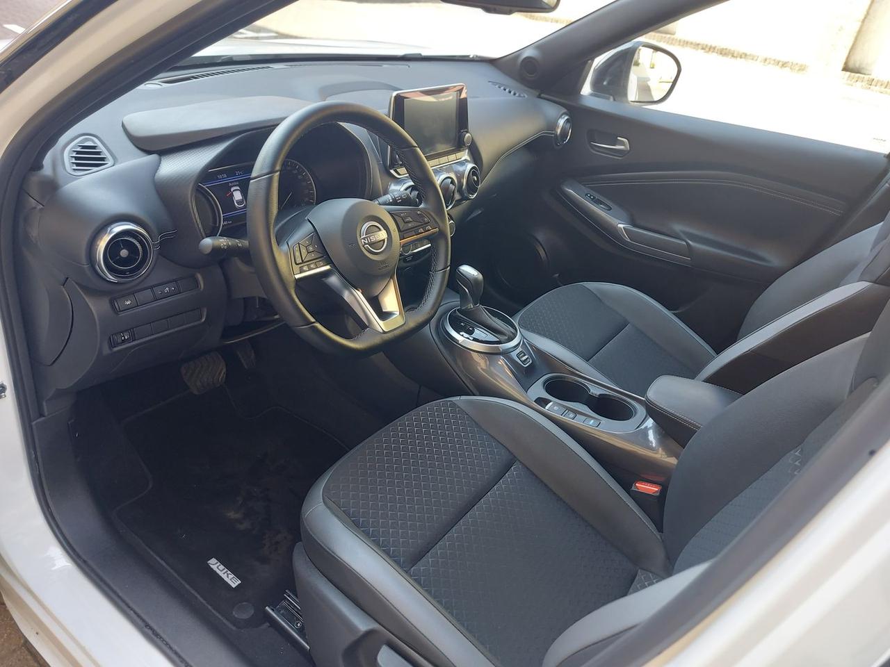 Nissan Juke 1.6 HEV N-Connecta