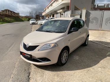 Lancia Ypsilon 1.2 69 CV 5 porte Gold