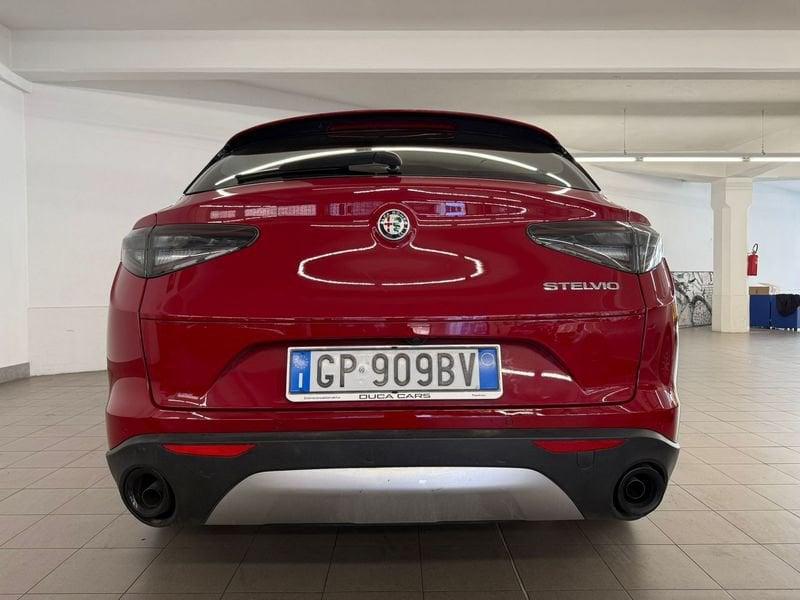 Alfa Romeo Stelvio 2.2 TD 160 CV Super AT8 RWD