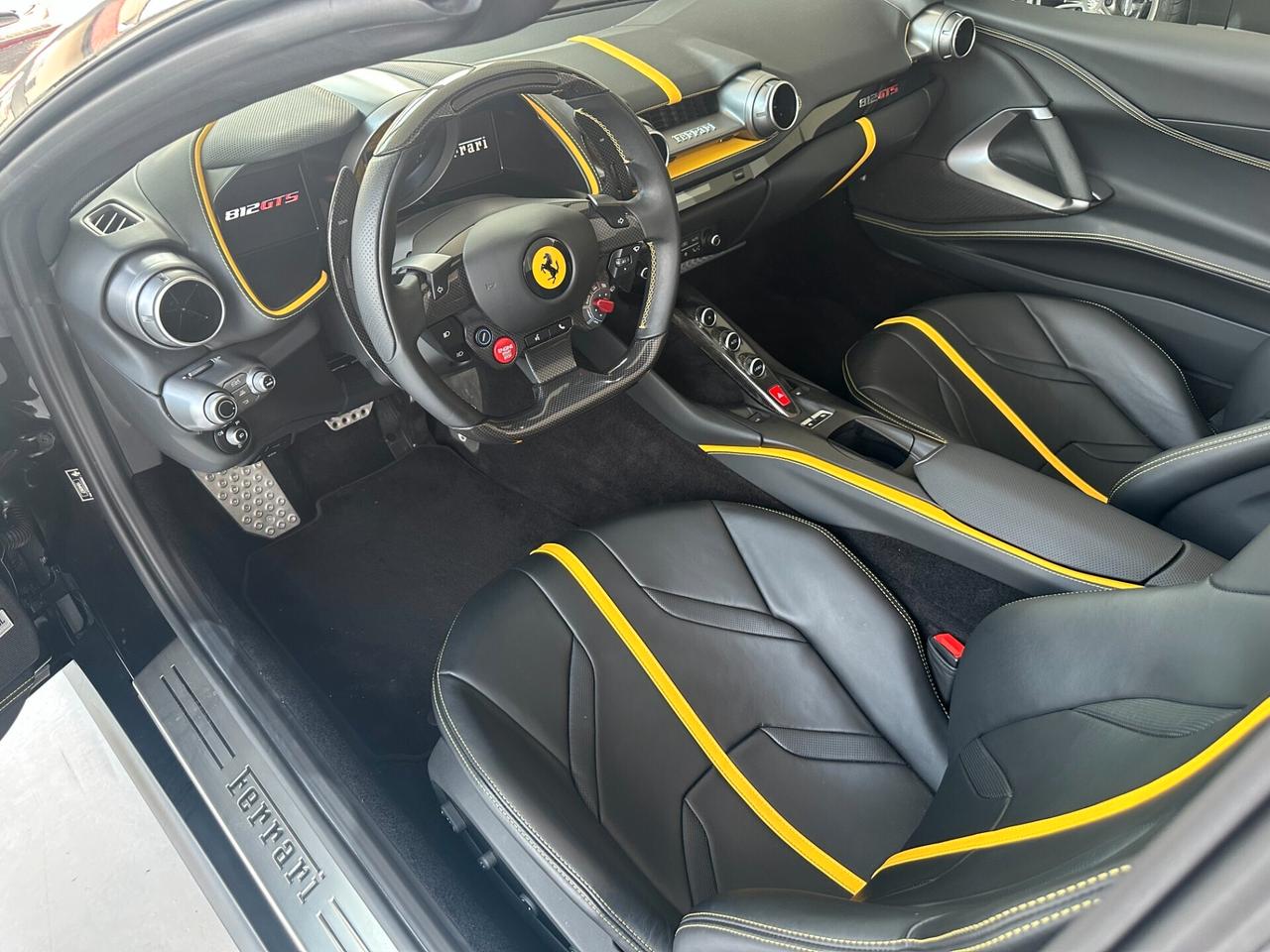 Ferrari 812 GTS