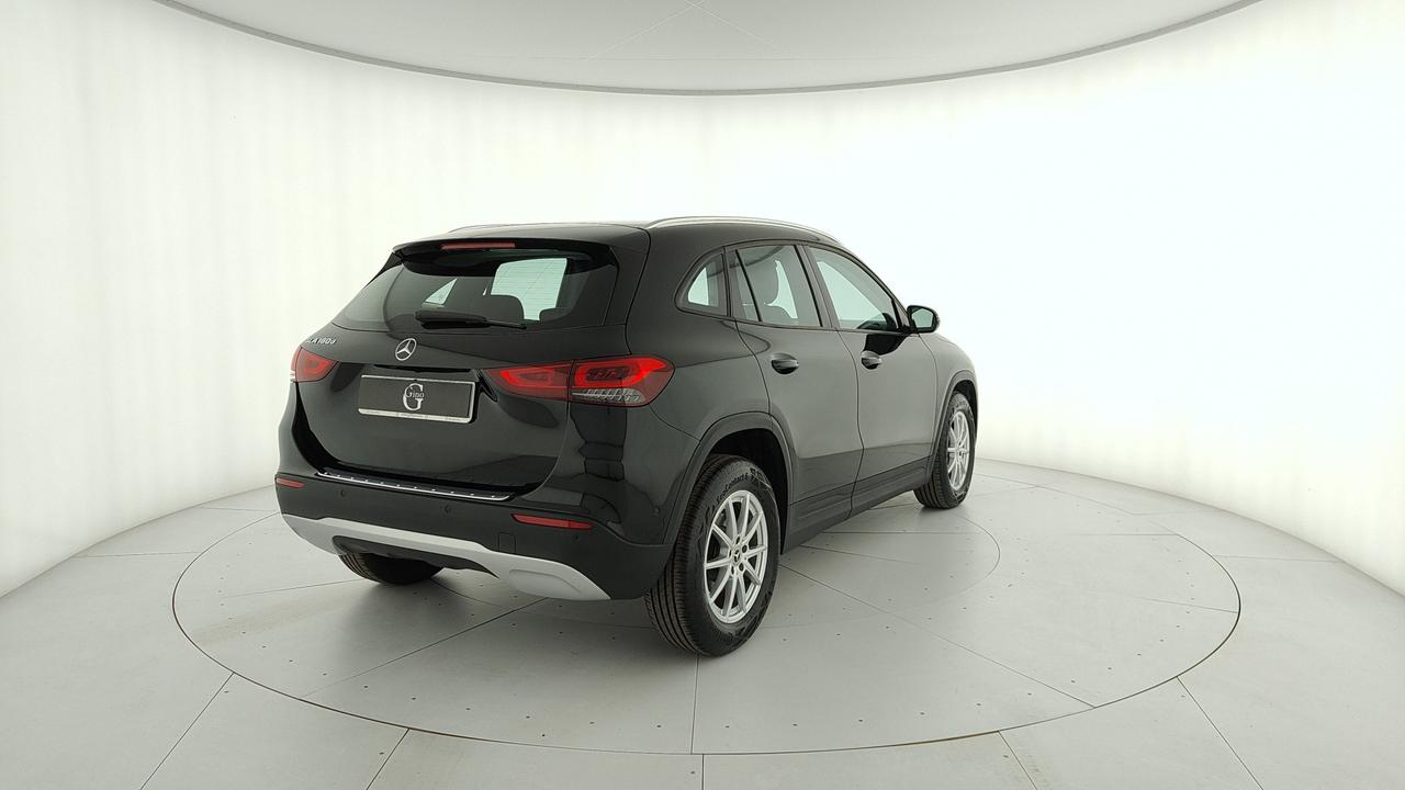 Mercedes-Benz GLA 180 d Business Extra auto