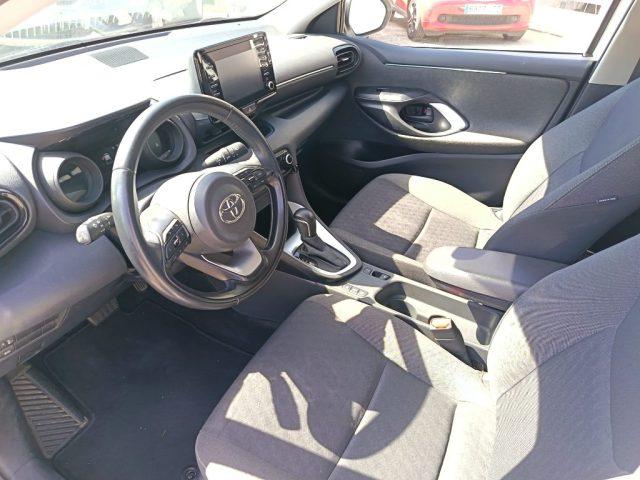 TOYOTA Yaris 1.5 Hybrid 5 porte Business