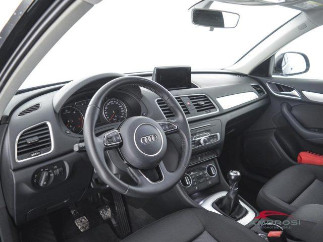 AUDI Q3 2.0 TDI 120 CV Business