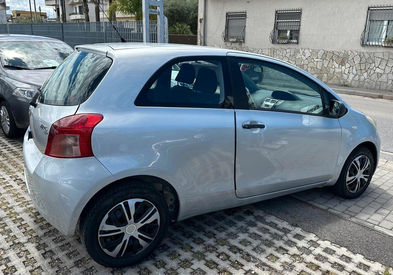 Toyota Yaris 1.0 3 porte Sol-2008