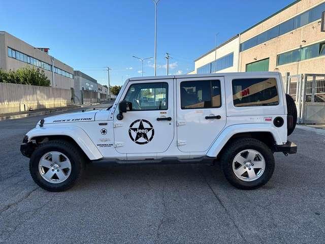 Jeep Wrangler Unlimited 2.8 CRD DPF Sahara Auto