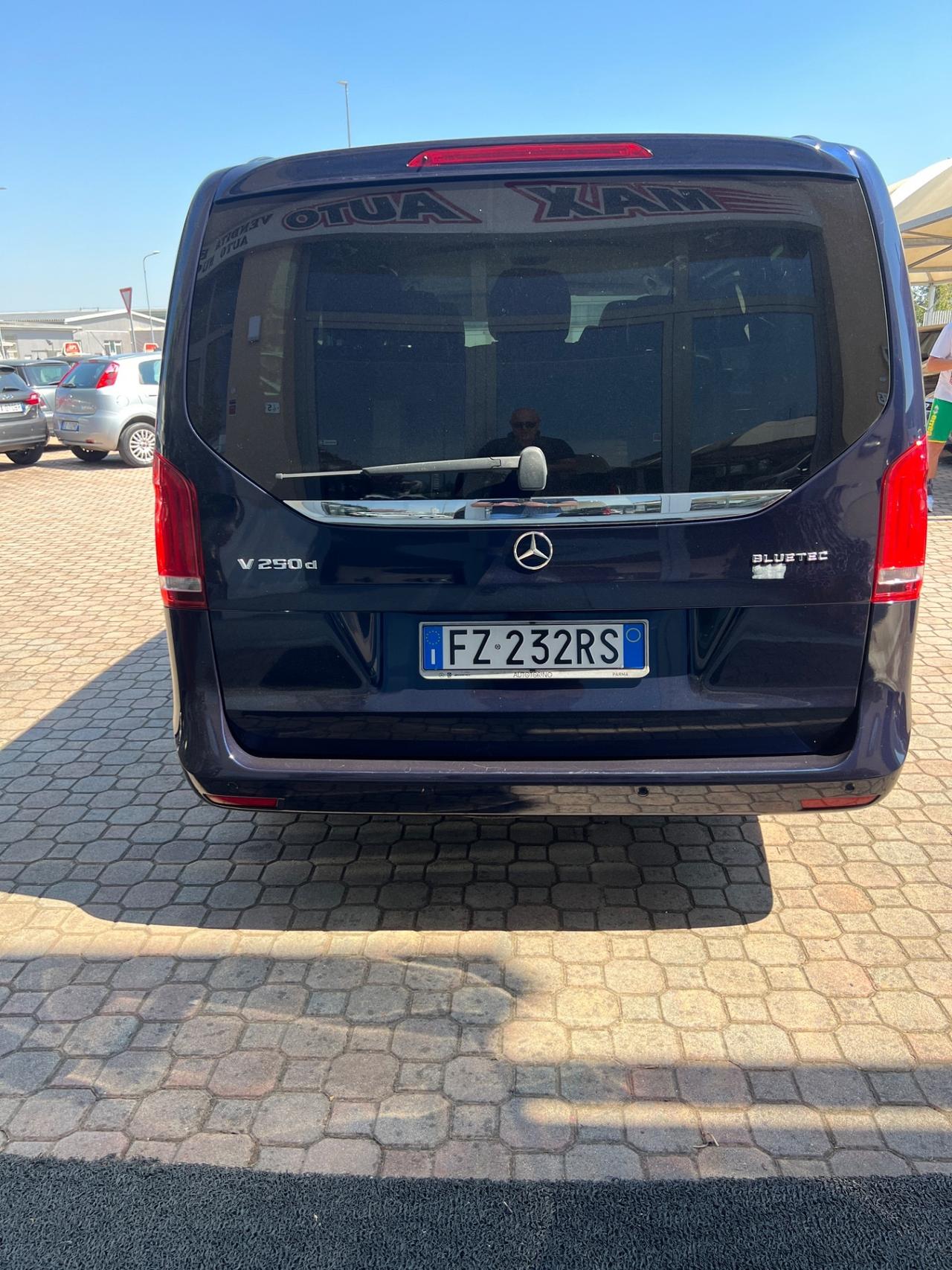Mercedes-benz V 250 d Automatic Premium Long