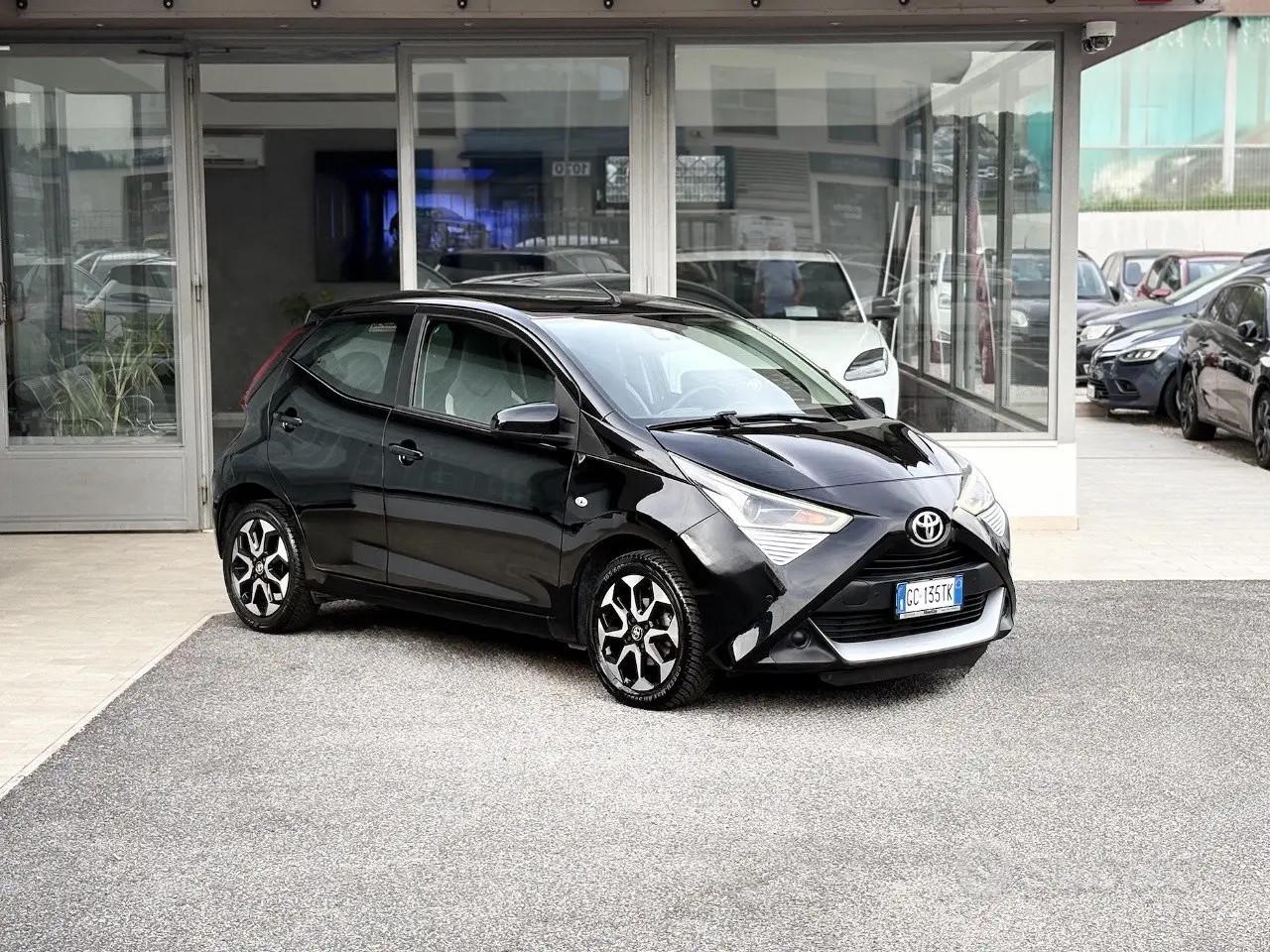 Toyota Aygo 1.0 Benzina 72CV E6 Automatico - 2020