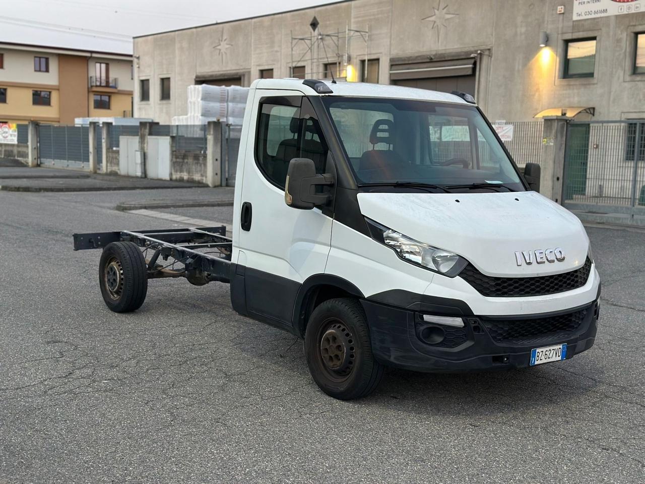 Iveco a telaio motore da rivedere
