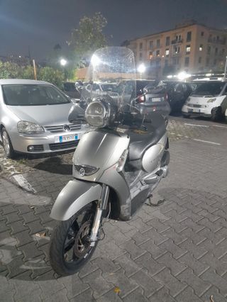 Aprilia Scarabeo 300 S A SOLO 990 E.U.R.O