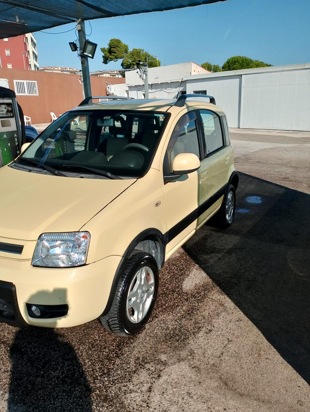 Fiat Panda 1.3 MJT 16V 4x4 Climbing