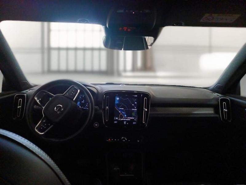 VOLVO XC40 T3 AUTOMATICO R-DESIGN SUV