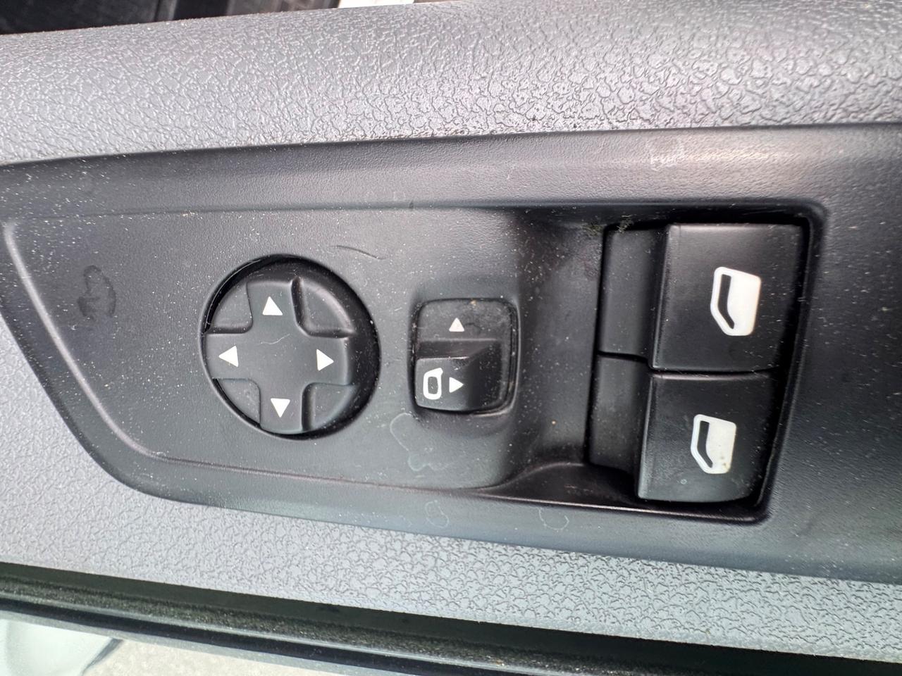 Peugeot Expert BlueHDi 100 PC-TN Combi Compact