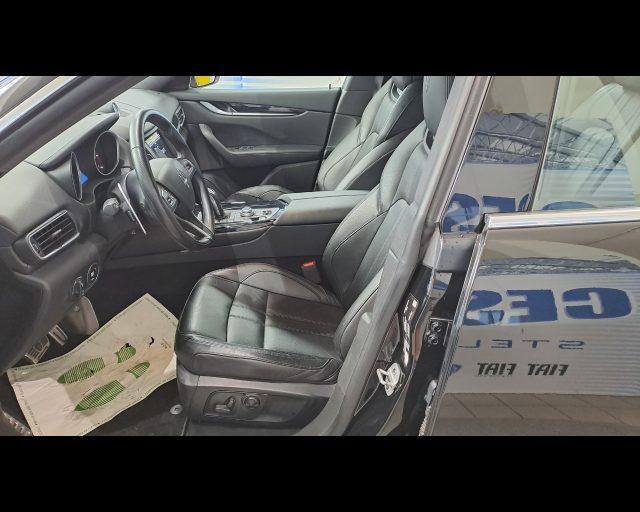 MASERATI Levante 3.0 V6 Gransport 275cv auto