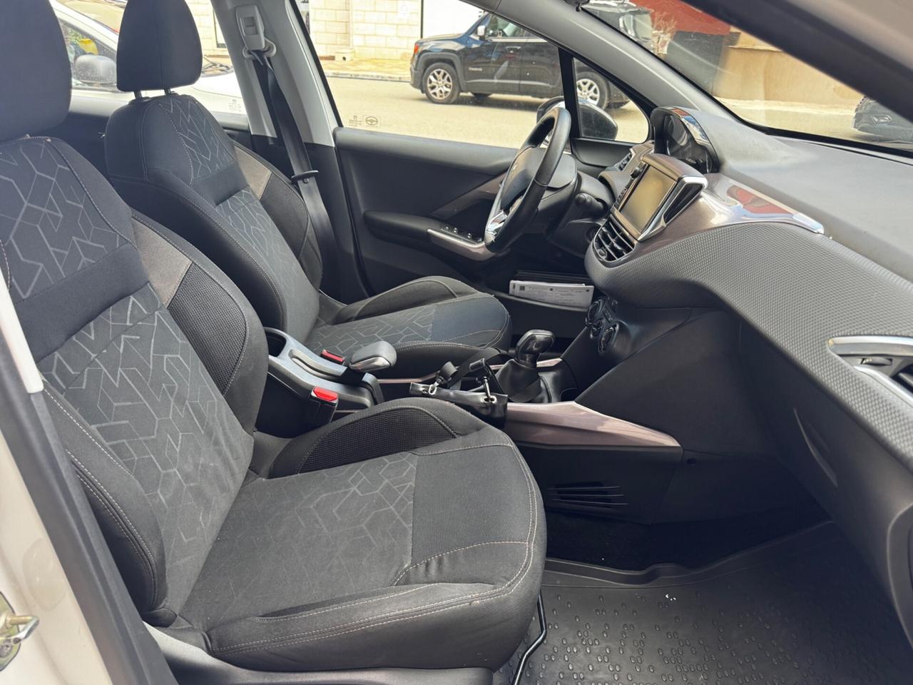 Peugeot 2008 1.6 HDi 92 CV S&S Active