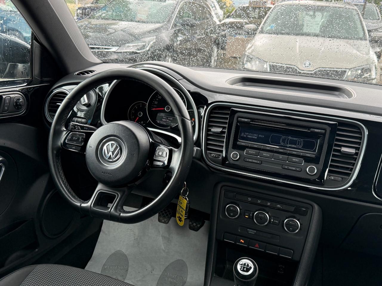 "UNA CHICC " Volkswagen Maggiolino 1.6 TDI
